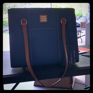 Dooney & Bourke 1975 purse